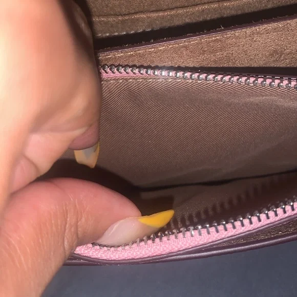 Beautiful Brand New Never Used Pink Coach Bag With Tags - Picture 6 of 8